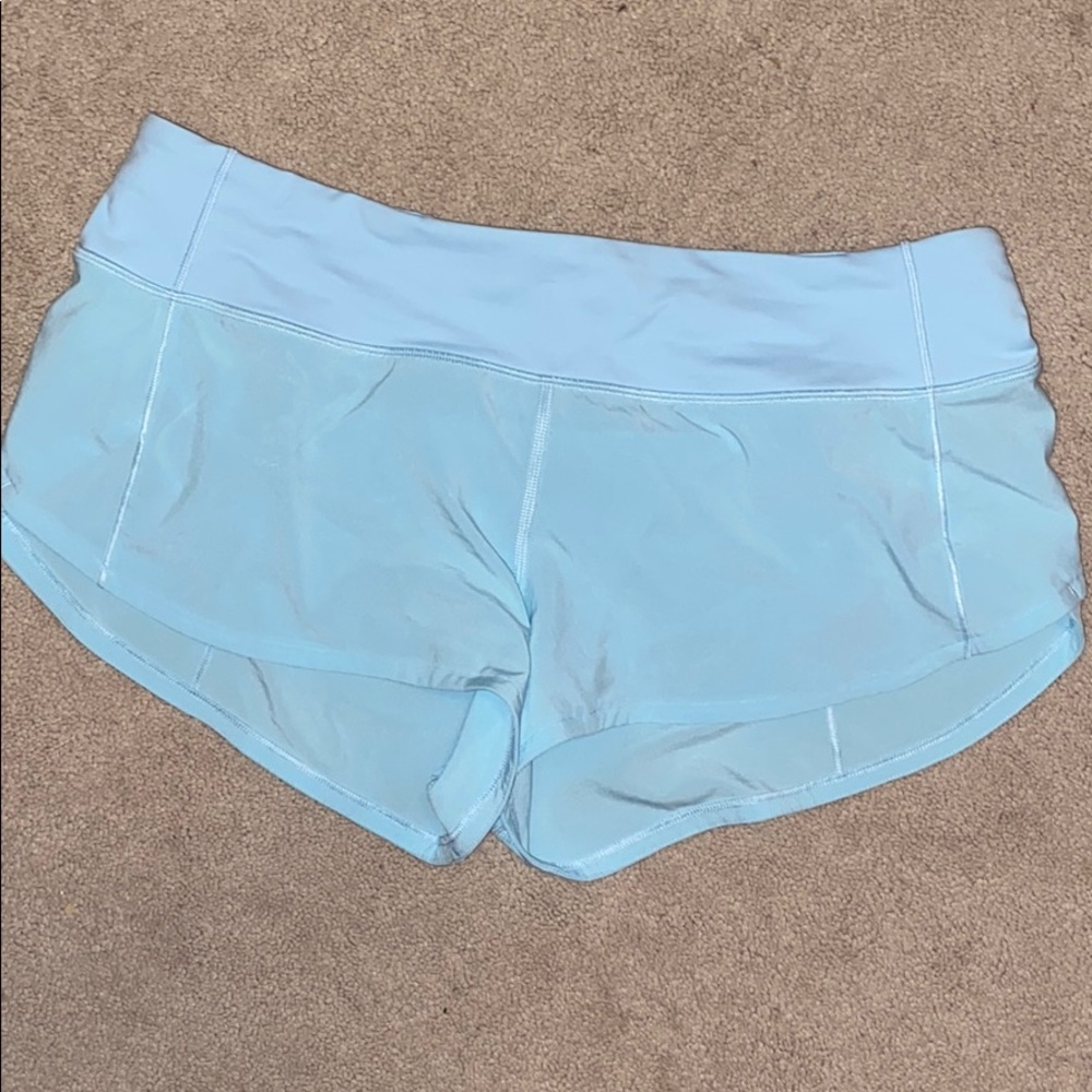 TIFFANY BLUE LULULEMON SHORTS 2.5 INSEAM